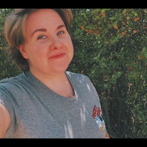 Meet your Posher, Emily